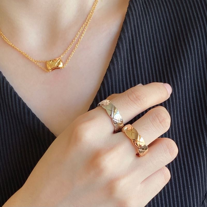 Ch**el rings
